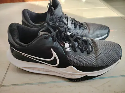 Nike Precision 11.5 US Basketball Shoes