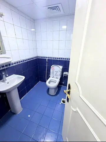 Double partition available in burjuman exit -4