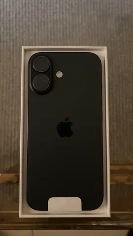 iphone 17 256 gb middle east never used still in packaging