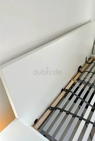 IKEA Malm Queen size bed frame with mattress.(160 × 200 cm)