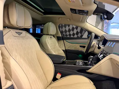 2022 Bentley FLYING SPUR — миниатюра 16
