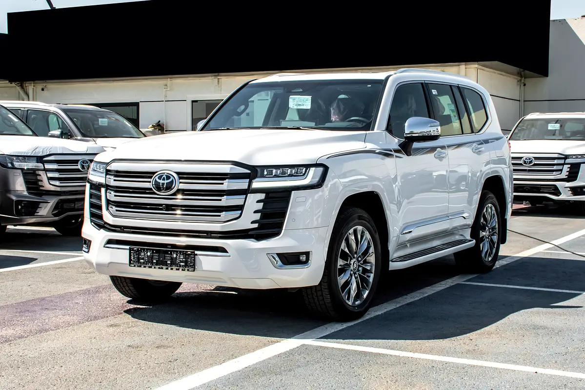 Toyota Land Cruiser 2026 — photo 1 of 18