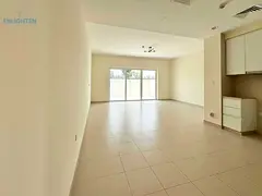 Huge Layout | Single Row | Private Garden