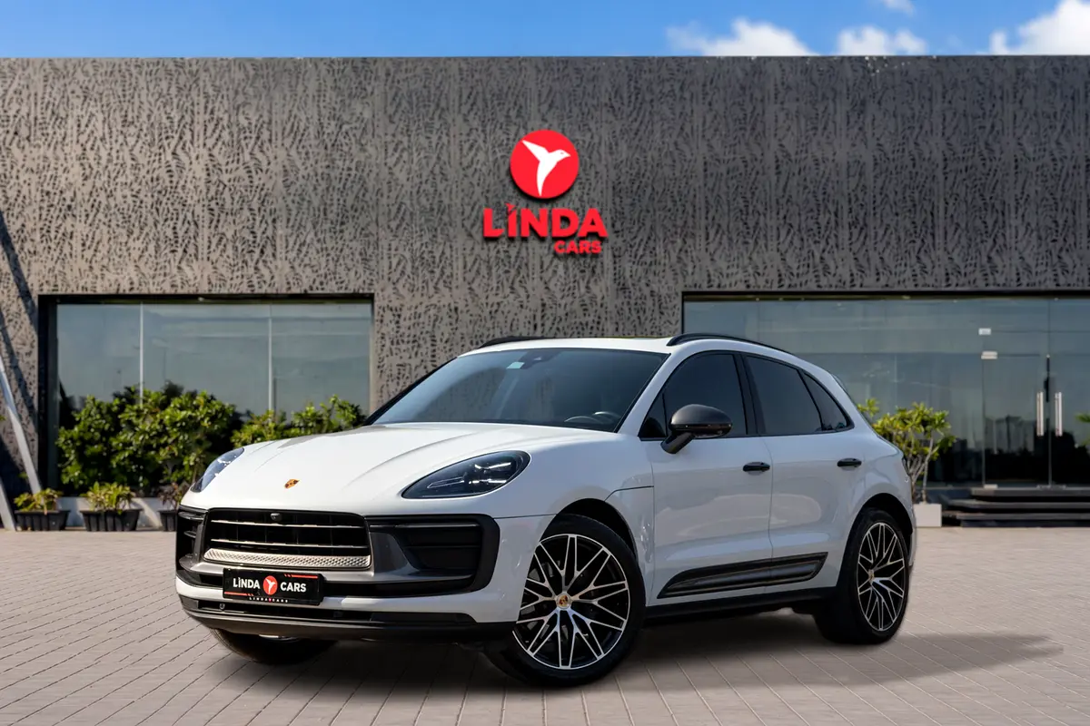 Porsche Macan 2023 — photo 1 of 20