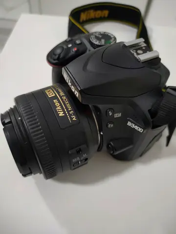 Nikon camera D3400