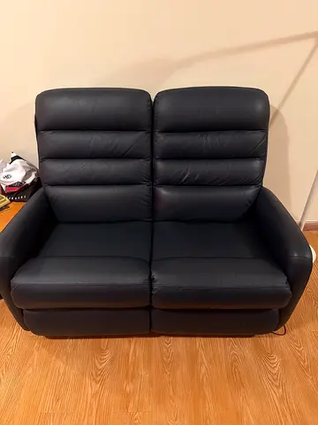 Lazboy leather 2-seater sofa - good condition