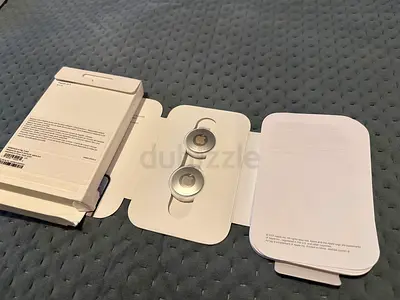 Apple airtag 2 pieces, NEW film sealed