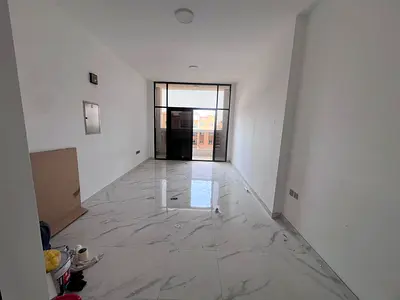 Best apartment in a new building, very spacious, excellent location on a main street, central air conditioning, balcony with an open view, family buil