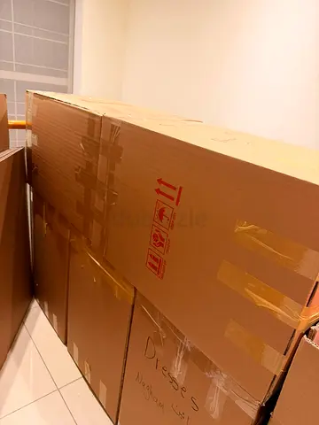 SUNSHINE CHEEP PRICE MOVERS AND PICKUP DELIVERY SERVICE AVAILABLE ALL UAE 24/7