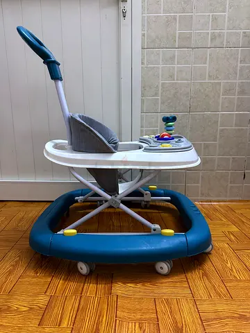 BABY WALKER