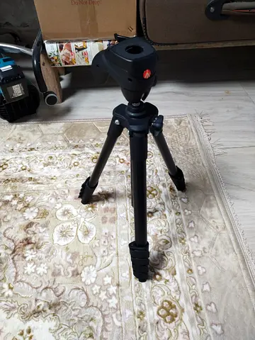 Tripod manfrotto