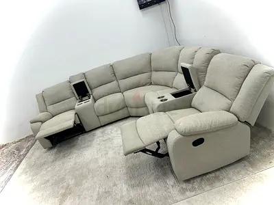 Like new condition pan emirates recliner sofa