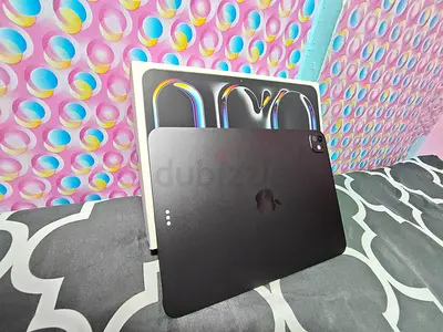 Apple iPad Pro 11-inch (space gray) with original box - excellent condition