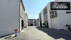 !! FULLY FITTED WAREHOUSE !! NEAT AND CLEAN COMPOUND !!