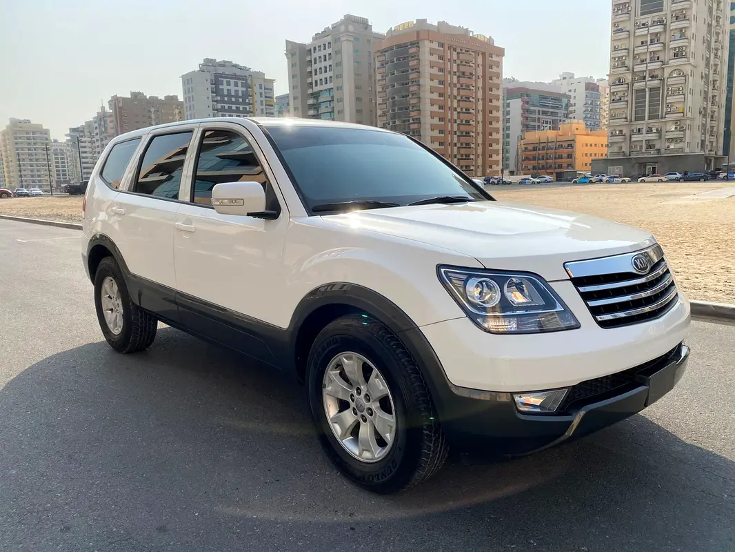 Kia Mohave 2014 — photo 1 of 20