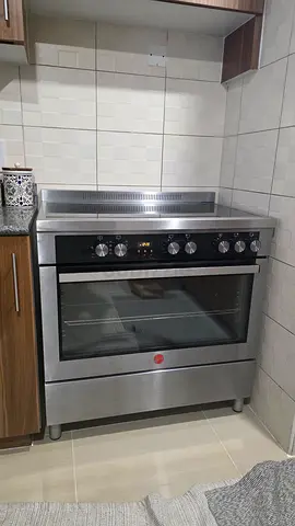 Like-New 5-Zone Ceramic Electric Cooker (90x60 cm) – Still Under Warranty!
