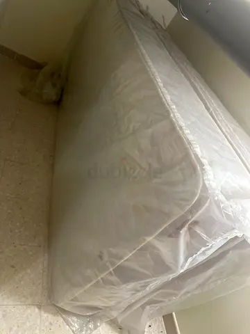 2x Single mattress (new, still wrapped) - good condition