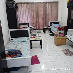 EXECUTIVE FULLY FURNISHED SHARING BED SPACE AVAILABLE IN KARAMA