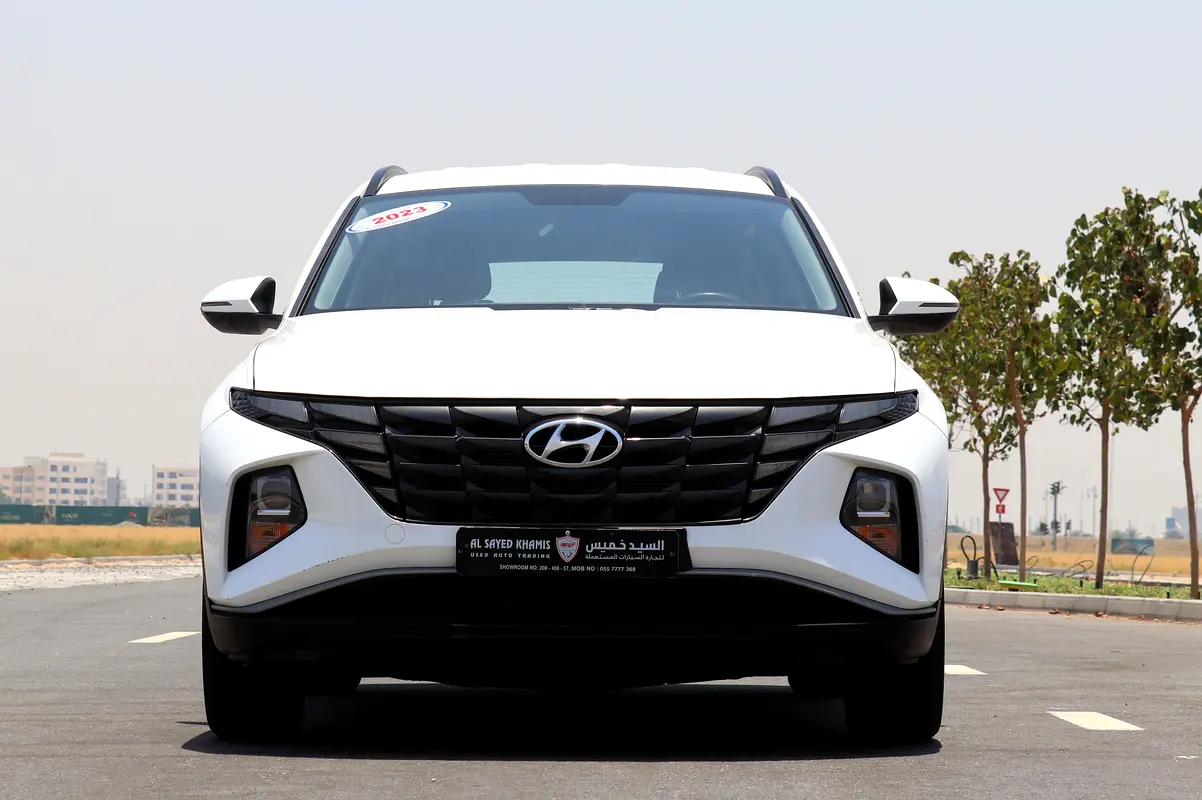 Hyundai Tucson 2023 — photo 1 of 18