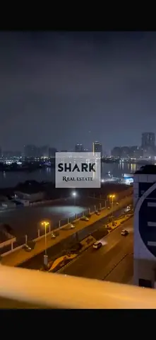 شقة غرفة وصالة للبيع في أبراج الأورينت بإطلالة بحرية مع باركن ومقدم 200 ألف درهم