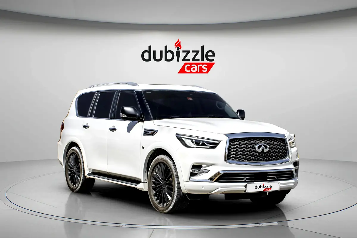 Infiniti QX80 2019 — photo 1 of 17