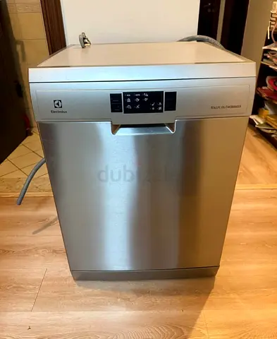 Model Electrolux 15 Place Settings Three Rack Dishwasher