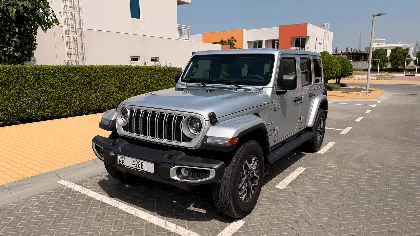 Jeep Wrangler 2024 — photo 1 of 12