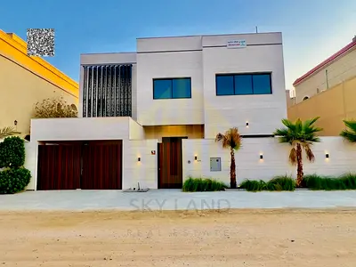 Villa for sale directly from the owner, freehold ownership, private swimming pool, directly opposite the mosque, electricity and water included.