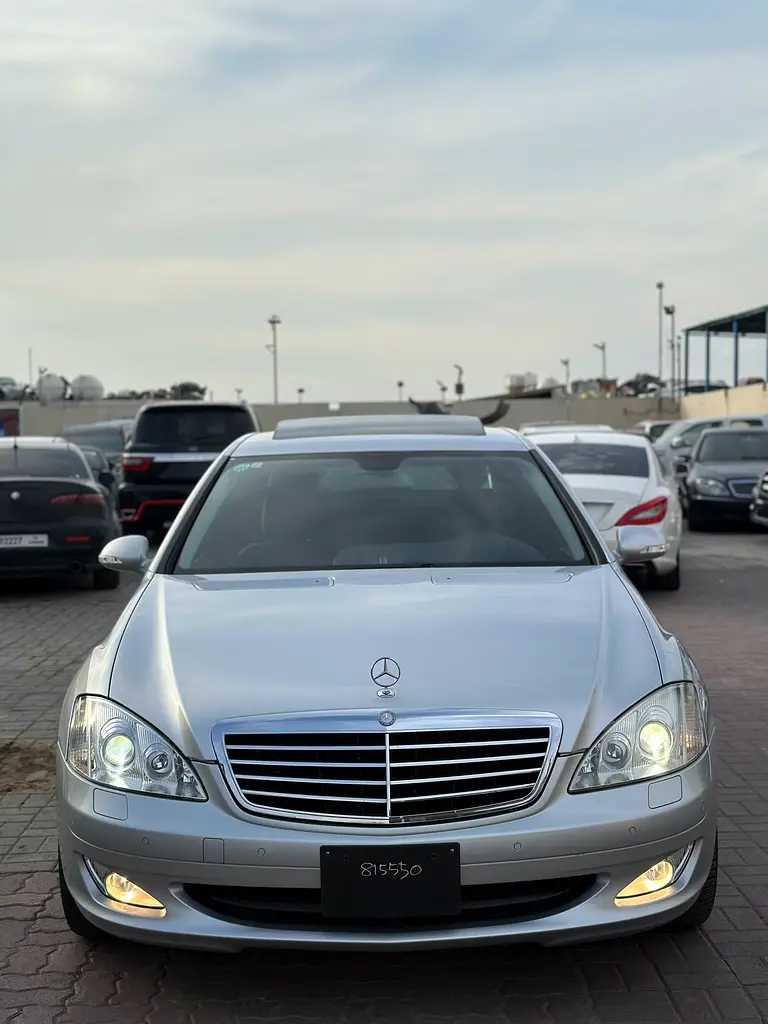 Mercedes-Benz S-Class 2009 — photo 1 of 14