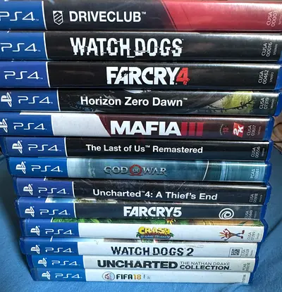 Bundle of 12 PS4 Games — Popular Titles (FIFA18, Uncharted, $% of War, Far Cry, Watch Dogs...)