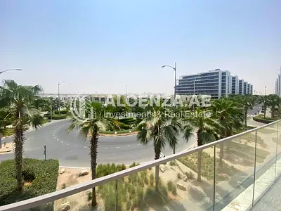 FURNISHED | SPACIOUS | GOLF COURSE VIEW