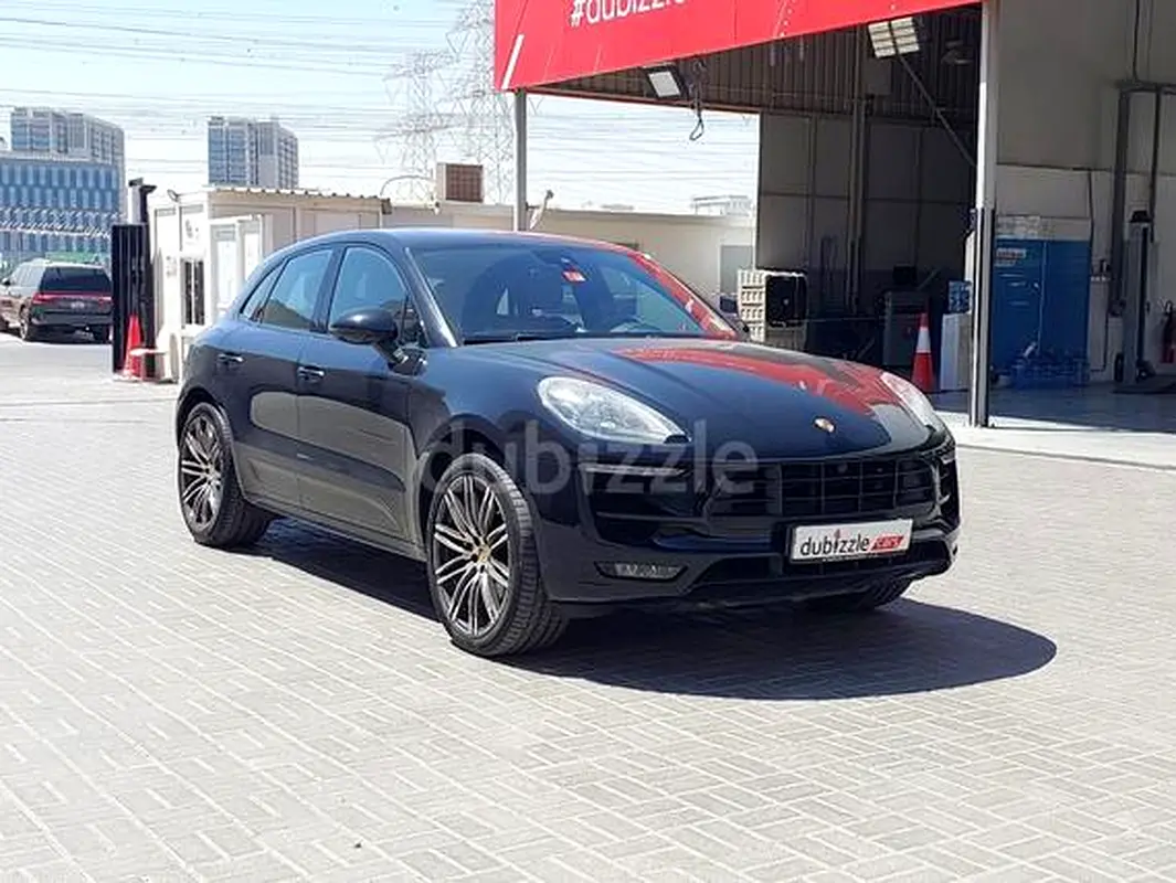 Porsche Macan 2017 — photo 1 of 19