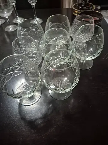 8 Brandy Glasses