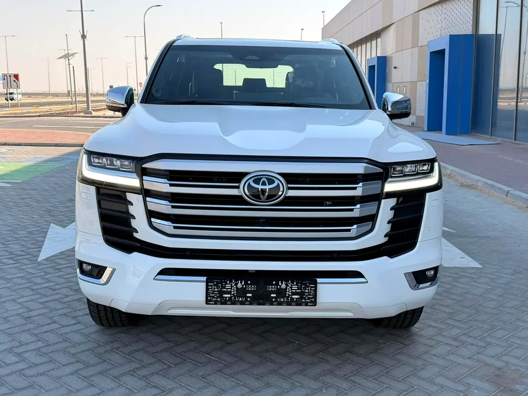 2026 Toyota Land Cruiser VXR