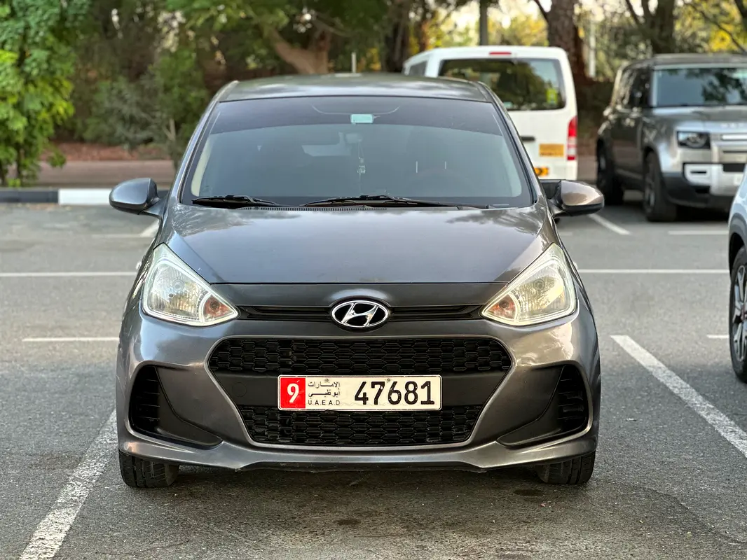 Hyundai Grand i10 2019 — photo 1 of 17