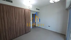 3BHK+maid room/ 2 parking spaces/ Dishwasher space