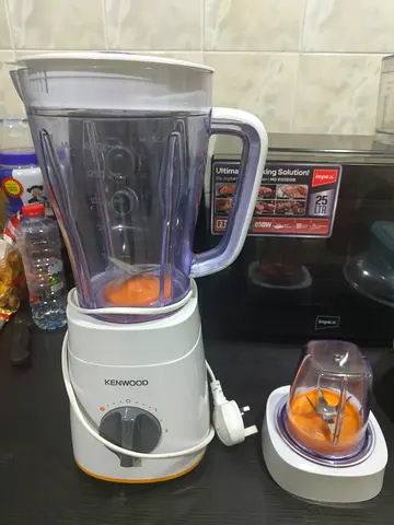 Kenwood countertop blender with grinder - good working condition