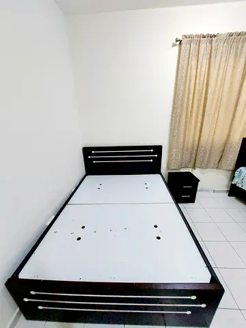 Queen Bed