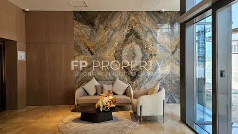 Spacious Studio Apartment | Near Metro | Ready to Move