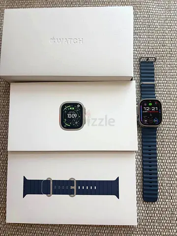* Apple Watch Ultra 1, 49 mm Natural