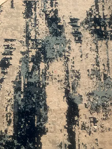 Blue and white carpet 230x150