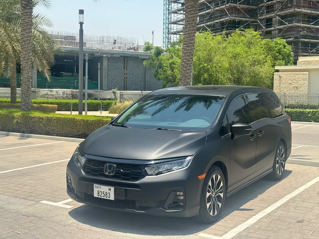 Honda Odyssey 2025 — photo 1 of 20