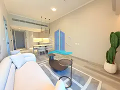 Spacious Furnished 1 BR l Brand New l Walk to Mall