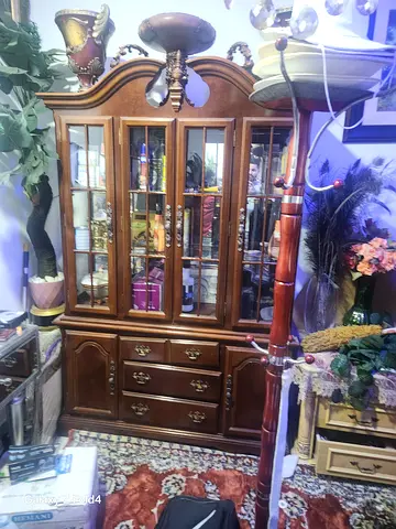 مكتبه