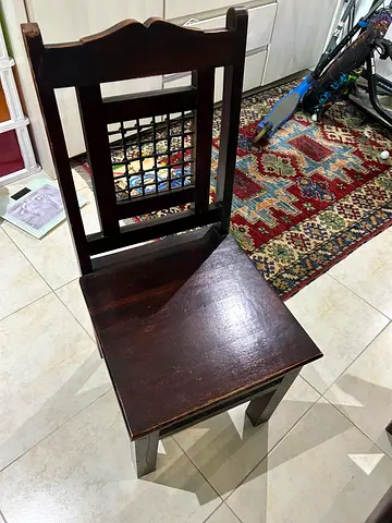 Woden table and chairs