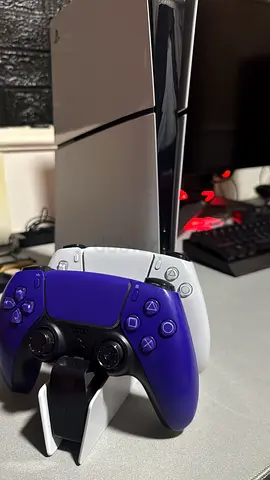 PS5 Slim with 2 controller and charging station
