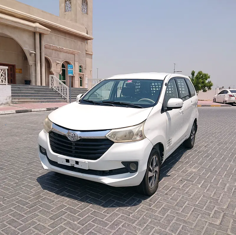 Toyota Avanza 2018 — photo 1 of 11