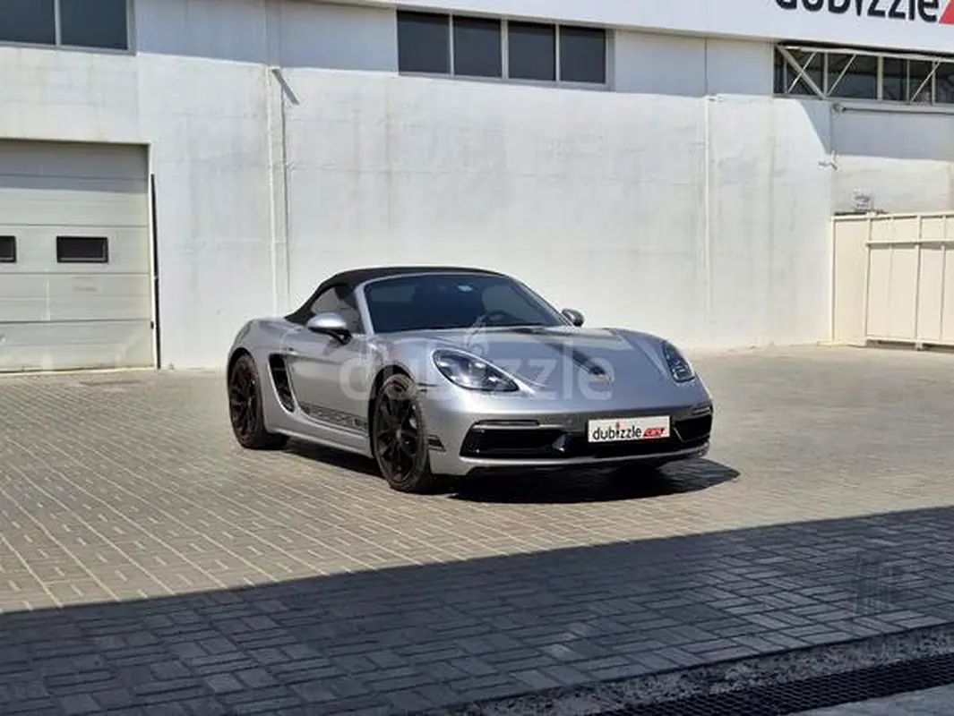 Porsche 718 2024 — photo 1 of 20