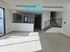 LUXURY CORNER 5BR | VACANT | PRIME LOCATION