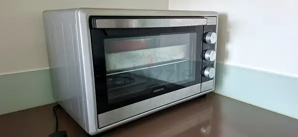 Kenwood countertop oven - good working condition